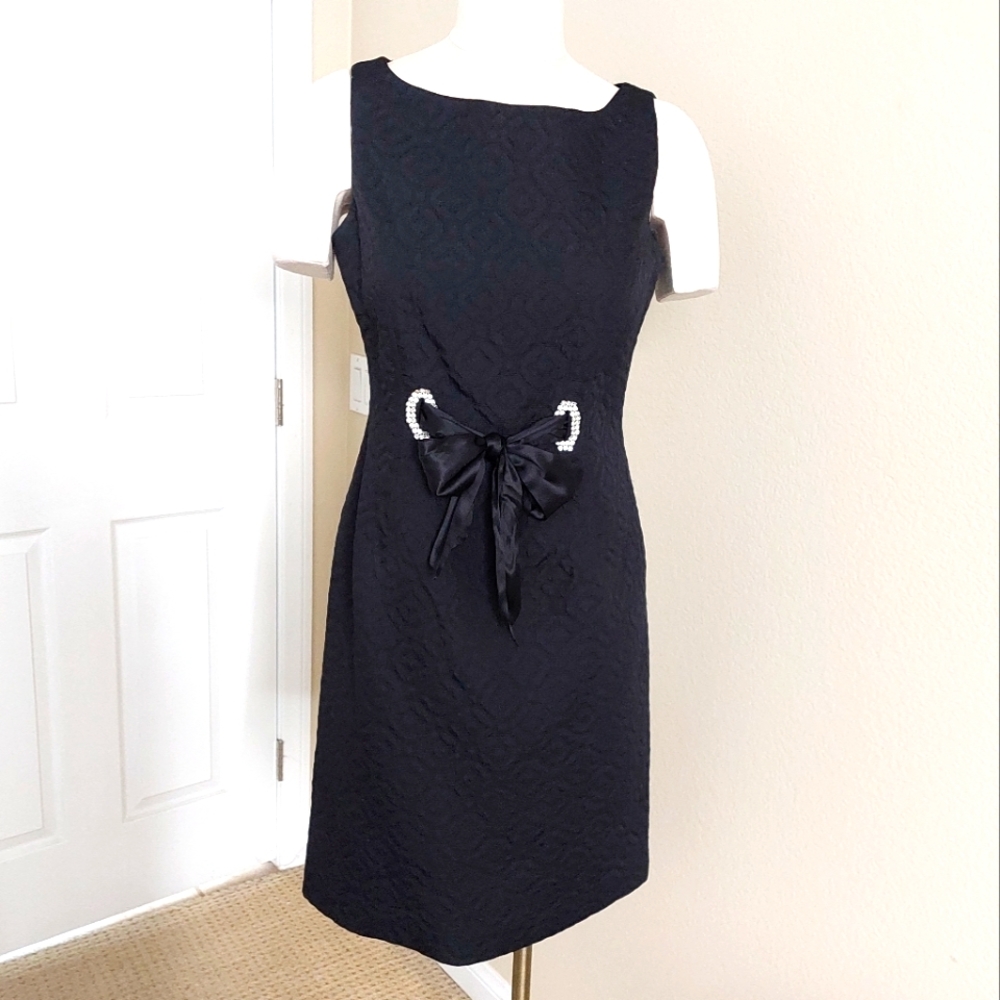 Taylor-One Piece Black / Sleeveless Cocktail/ Party dress / Knee Length